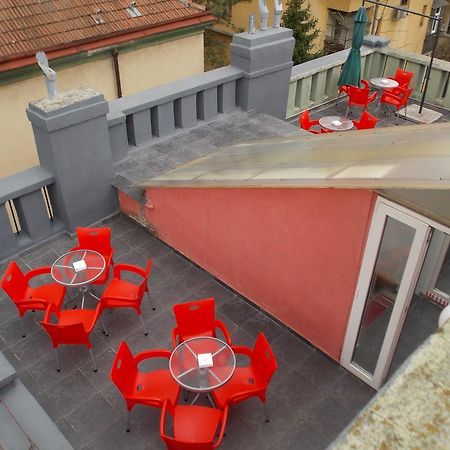 Guest House Miss Depolo Belgrad Exteriör bild