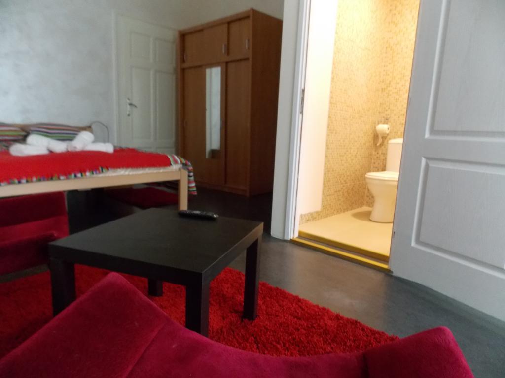 Guest House Miss Depolo Belgrad Rum bild