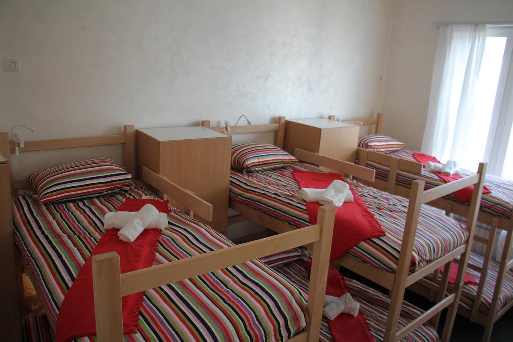 Guest House Miss Depolo Belgrad Rum bild